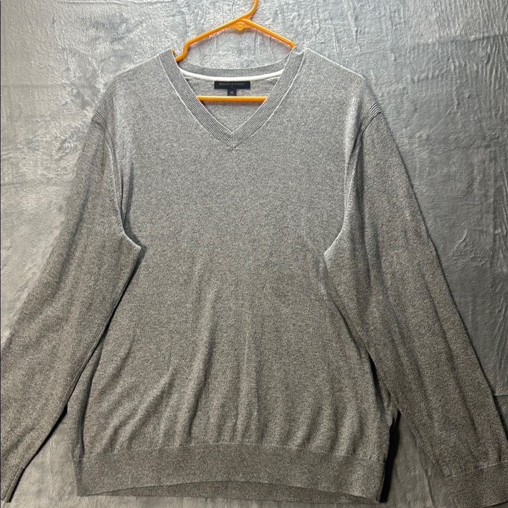 Banana Republic Gray Vneck Soft Sweater Size XL